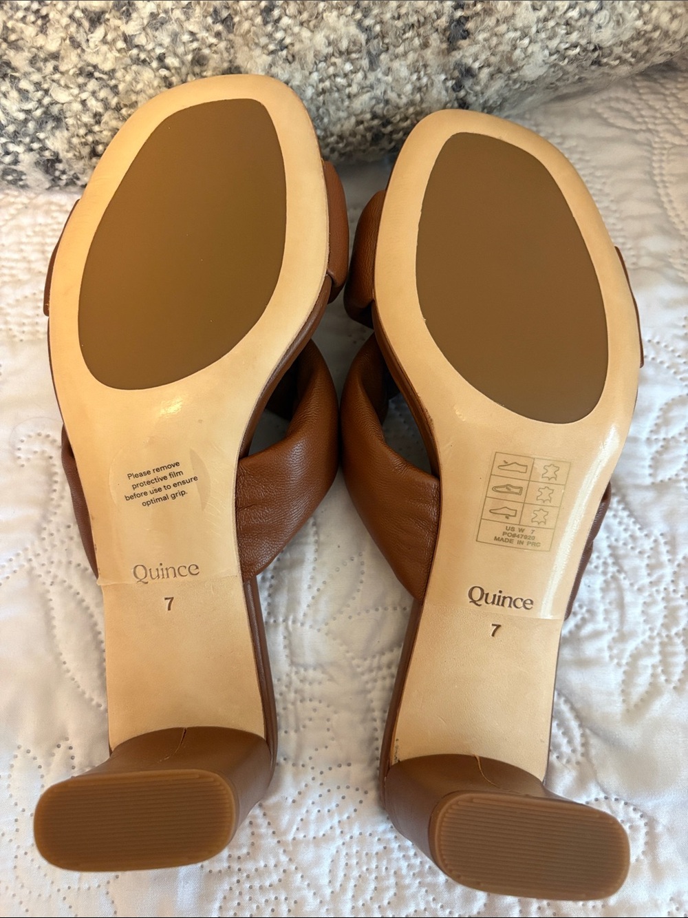 NWT! Quince Italian Leather Twist Mid Heel Mule - Picture 3 of 9